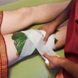 Knee Pain Ayurvedic massage at home in Bangalore