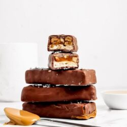 Healthy Snickers Protein Bar