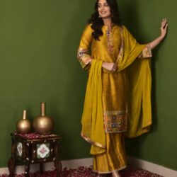 Flat 25% OFF On Festive Collection